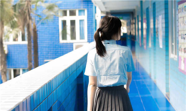 牟定如何找到一个可以帮助我生孩子的女人？